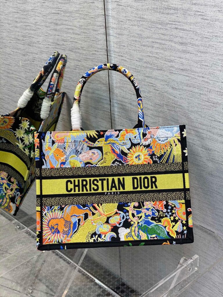 Dior Medium Book Tote Black Multicolor Dior Zodiac Fantastico Embroidery 36Cm M1296Zrza M911 - Image 2