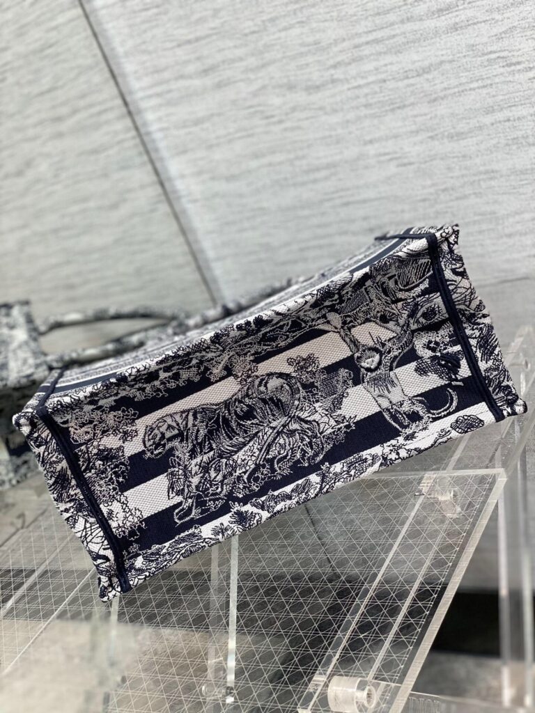 Dior Medium Book Tote Navy Blue Toile De Jouy Stripes Embroidery 36Cm M1296Zrlp M928 - Image 2