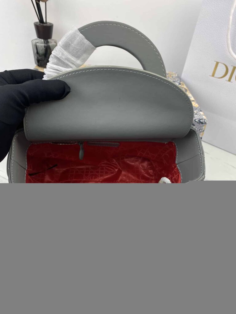 Dior Medium Lady Gray Ultramatte Cannage M0565Iloi_M41G 24Cm - Image 9