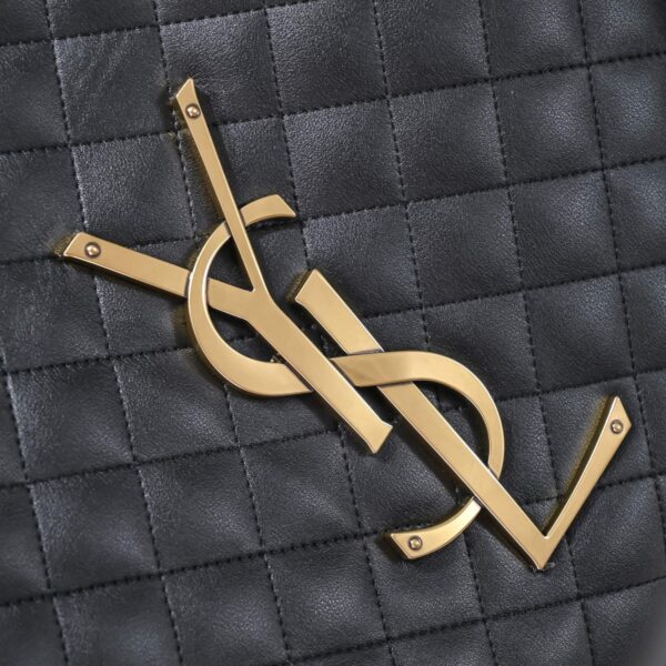 Saint Laurent Icare Maxi Shopping Bag In Quilted Lambskin 58Cm - Image 4