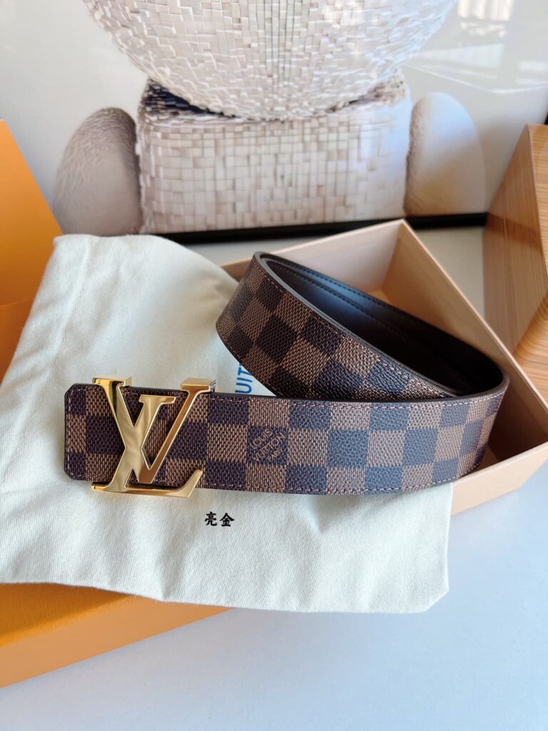 Louis Vuitton Lv Initiales Reversible Belt Brown 40Cm - Image 3