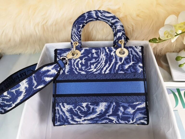 Dior Medium Lady  D-Lite Dark Blue Embroidery 24Cm - Image 5