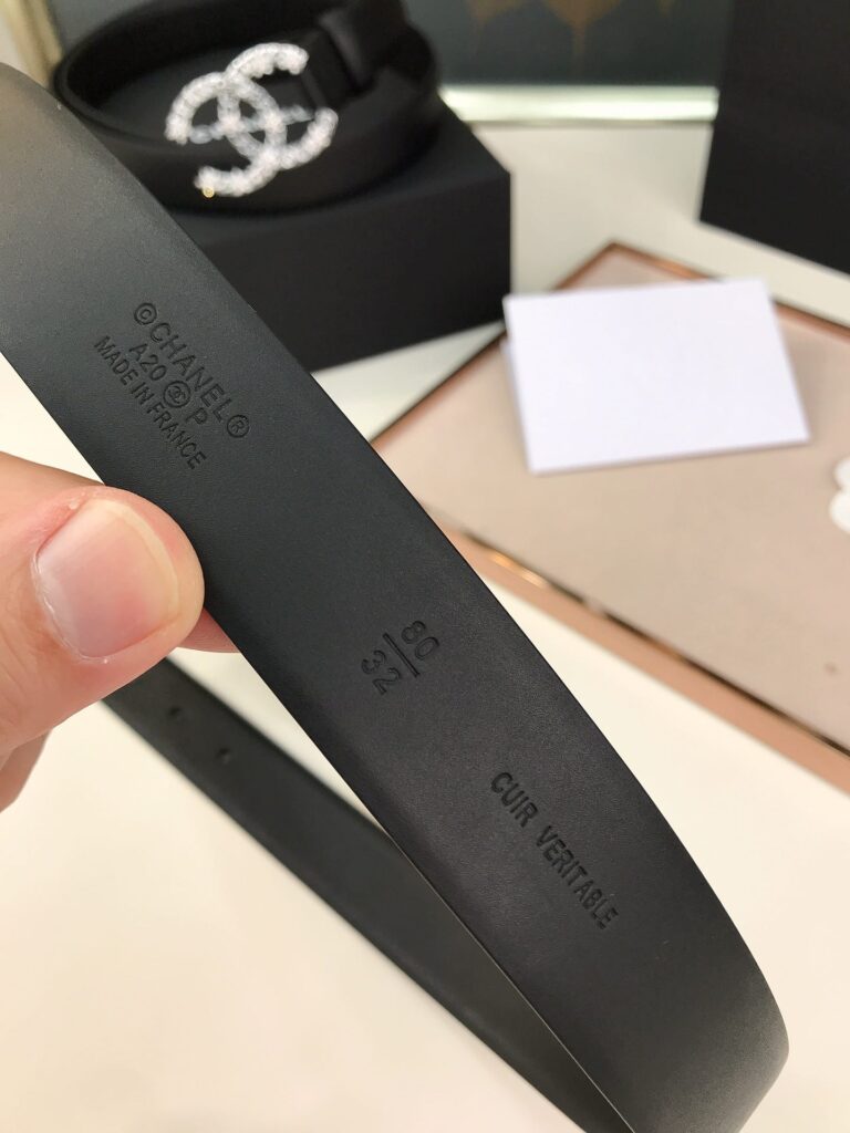 Chanel Pearls Crystal Gold Black Belt 28Mm - Image 4