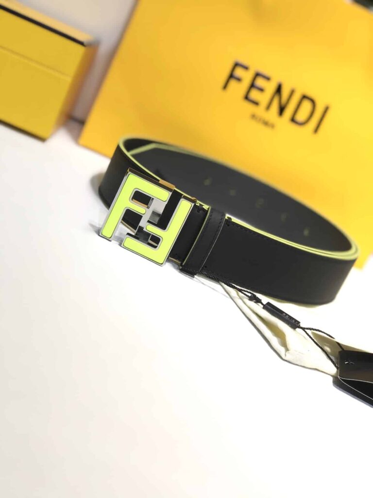 Fendi Ff Leather Betl Neon Green 40Mm - Image 4