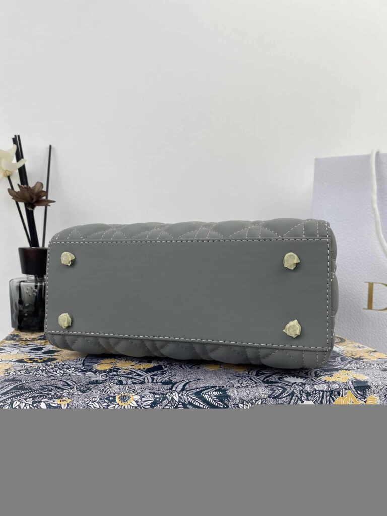 Dior Medium Lady Gray Ultramatte Cannage M0565Iloi_M41G 24Cm - Image 8