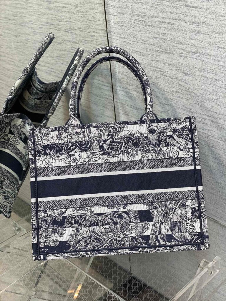 Dior Medium Book Tote Navy Blue Toile De Jouy Stripes Embroidery 36Cm M1296Zrlp M928 - Image 8