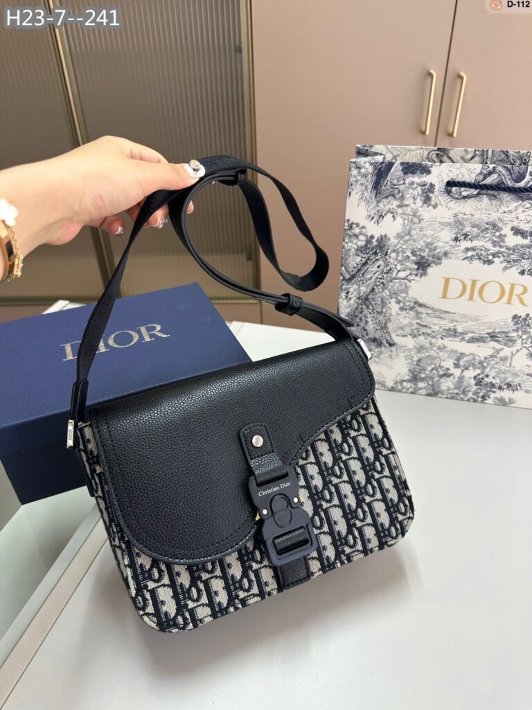 Dior Mini Saddle Bag With Strap Beige And Black Dior Oblique Jacquard And Black Grained Calfskin 23Cm 1Adpo049Yks H27E - Image 8