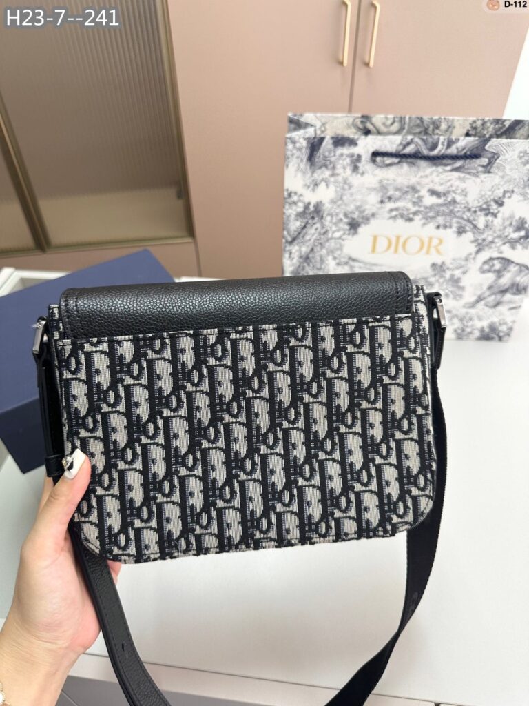 Dior Mini Saddle Bag With Strap Beige And Black Dior Oblique Jacquard And Black Grained Calfskin 23Cm 1Adpo049Yks H27E - Image 7