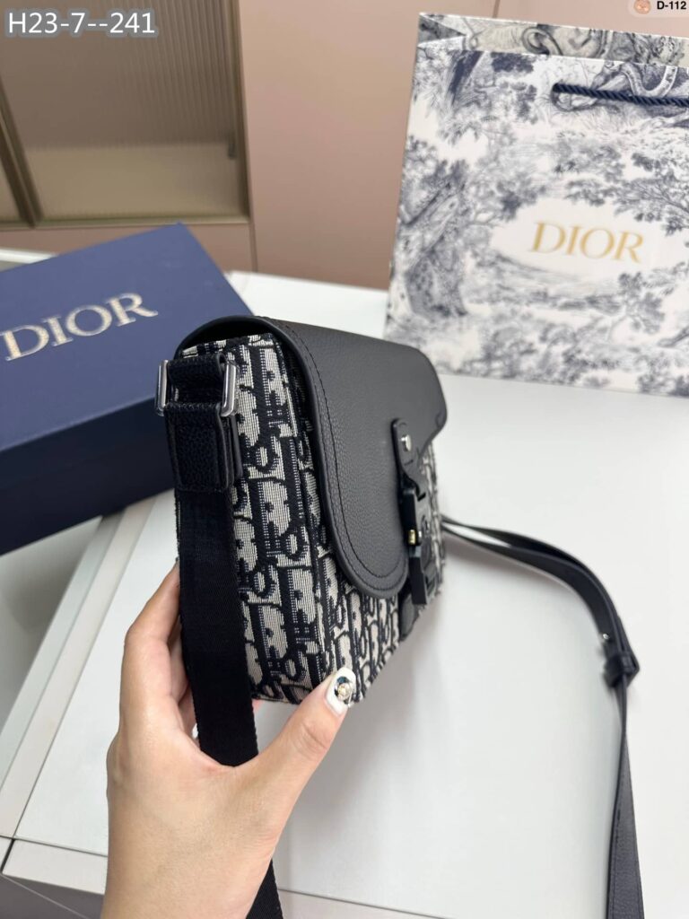 Dior Mini Saddle Bag With Strap Beige And Black Dior Oblique Jacquard And Black Grained Calfskin 23Cm 1Adpo049Yks H27E - Image 6