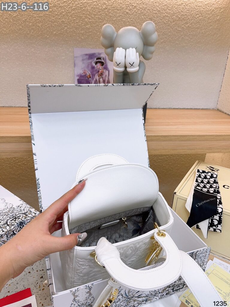 Dior Small Lady Dior My Abcdior Bag Latte Quilted Effect Lambskin With Ornamental Motif 20Cm M0538Ootb M030 - Image 10