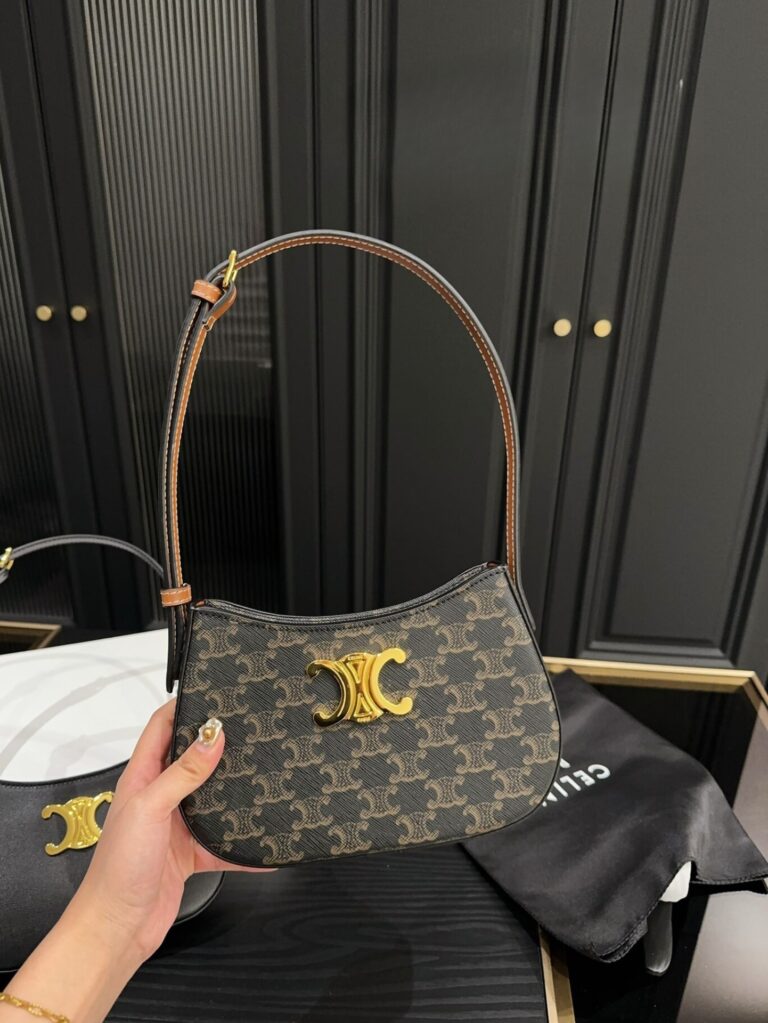 Celine Medium Tilly Bag In Triomphe Canvas And Calfskin Tan 21Cm 115702Cuz 04Lu - Image 3