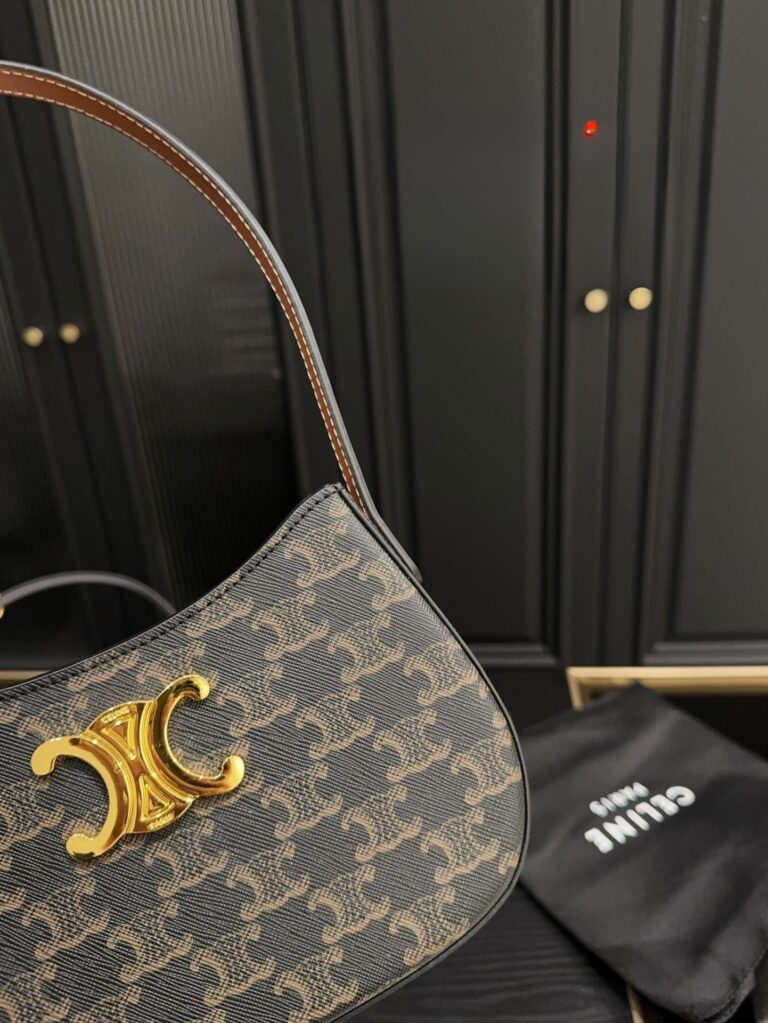 Celine Medium Tilly Bag In Triomphe Canvas And Calfskin Tan 21Cm 115702Cuz 04Lu - Image 7