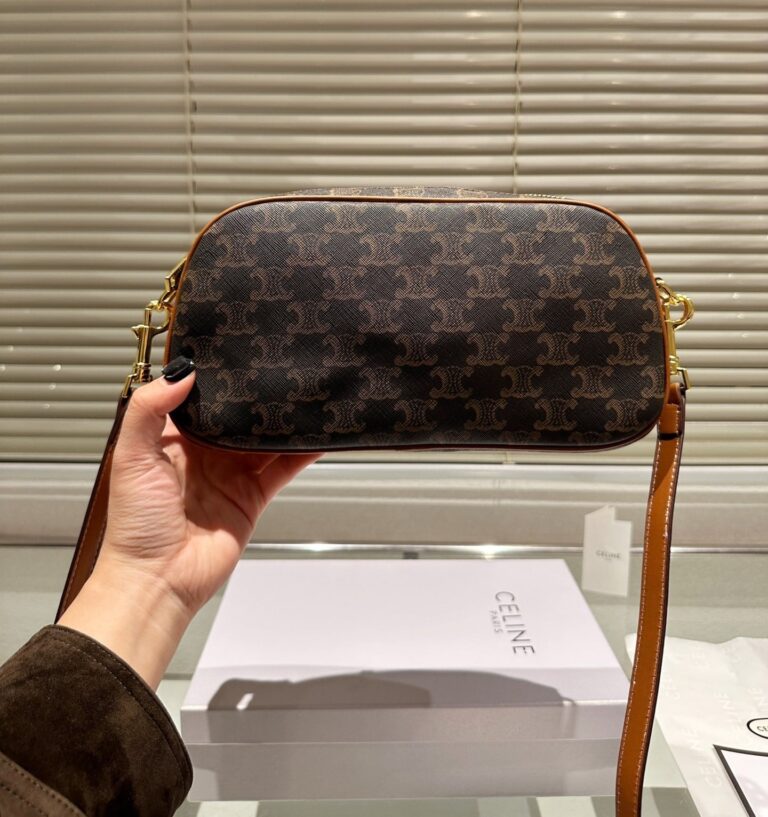 Celine Multi Bag In Triomphe Canvas And Calfskin Tan 26Cm 114122Bzj 04Lu - Image 2