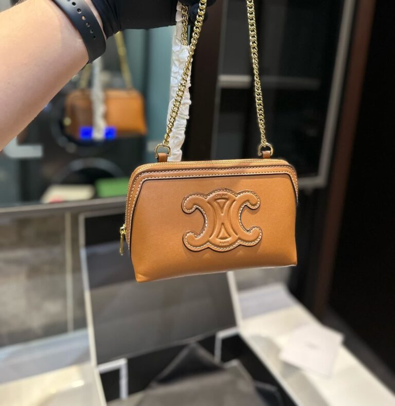 Celine Clutch On Chain Cuir Triomphe In Textile And Calfskin Brown 17Cm 10E383Dr8 04Lu - Image 2