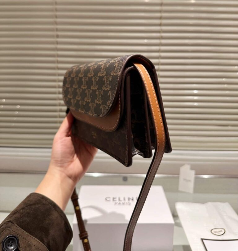 Celine Wallet On Strap In Triomphe Canvas And Smooth Lambskin Tan 20Cm - Image 3