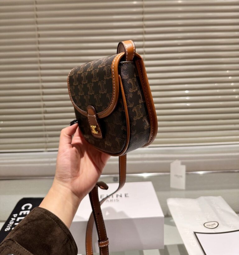 Celine Mini Besace In Triomphe Canvas And Calfskin Tan 17Cm 196702Bzj 04Lu - Image 4