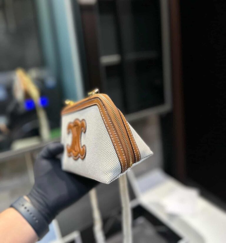 Celine Clutch On Chain Cuir Triomphe In Textile And Calfskin Natural Tan 17Cm - Image 6