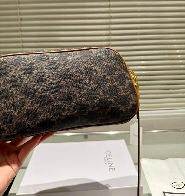 Celine Multi Bag In Triomphe Canvas And Calfskin Tan 26Cm 114122Bzj 04Lu - Image 6