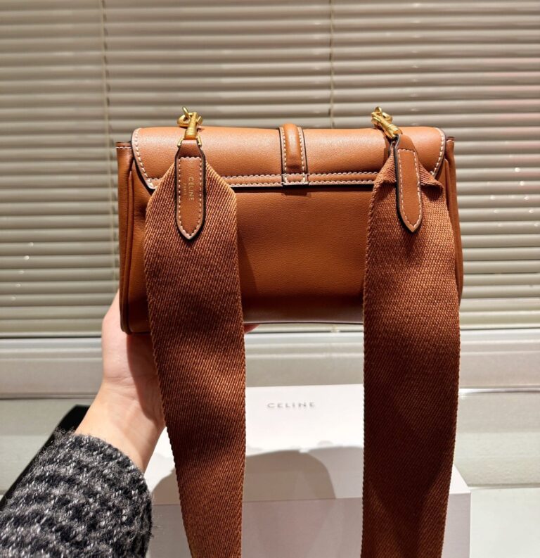 Celine Teen Soft 16 In Smooth Calfskin Tan 24Cm 196853Cr4 04Lu - Image 6