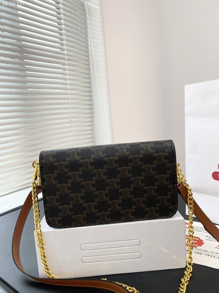 Celine Multipochette In Triomphe Canvas And Calfskin Tan 20Cm 10L972Dqb 04Lu - Image 7