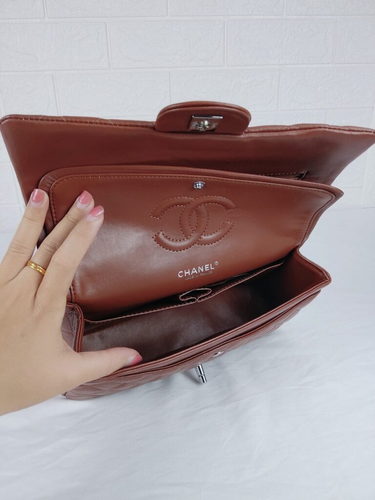 Chanel Classic Medium Lambskin Flap Brown And Silver 25Cm - Image 4