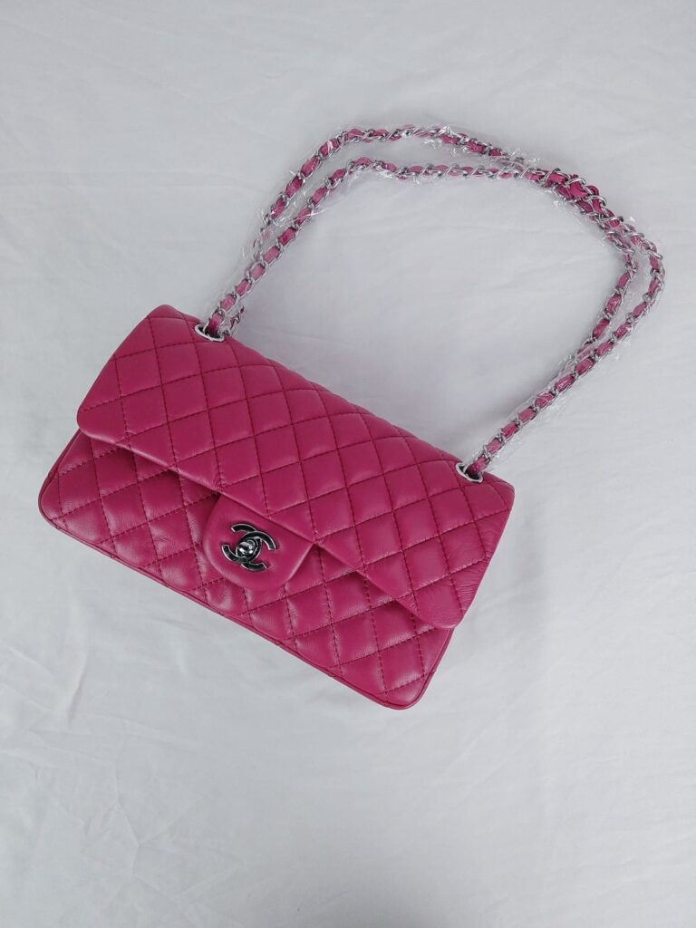 Chanel Classic Medium Lambskin Flap Pink And Silver 25Cm - Image 3