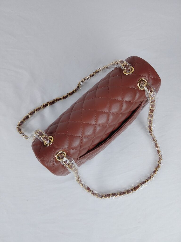 Chanel Classic Medium Lambskin Flap Brown And Gold 25Cm - Image 4