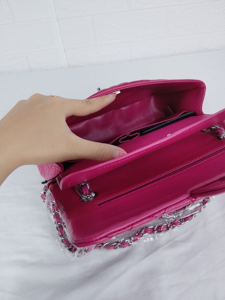 Chanel Classic Medium Lambskin Flap Pink And Silver 25Cm - Image 4