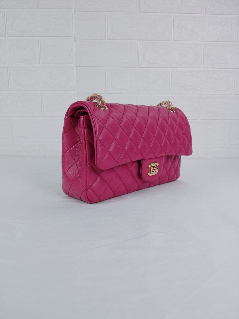 Chanel Classic Medium Lambskin Flap Pink And Gold 25Cm - Image 2
