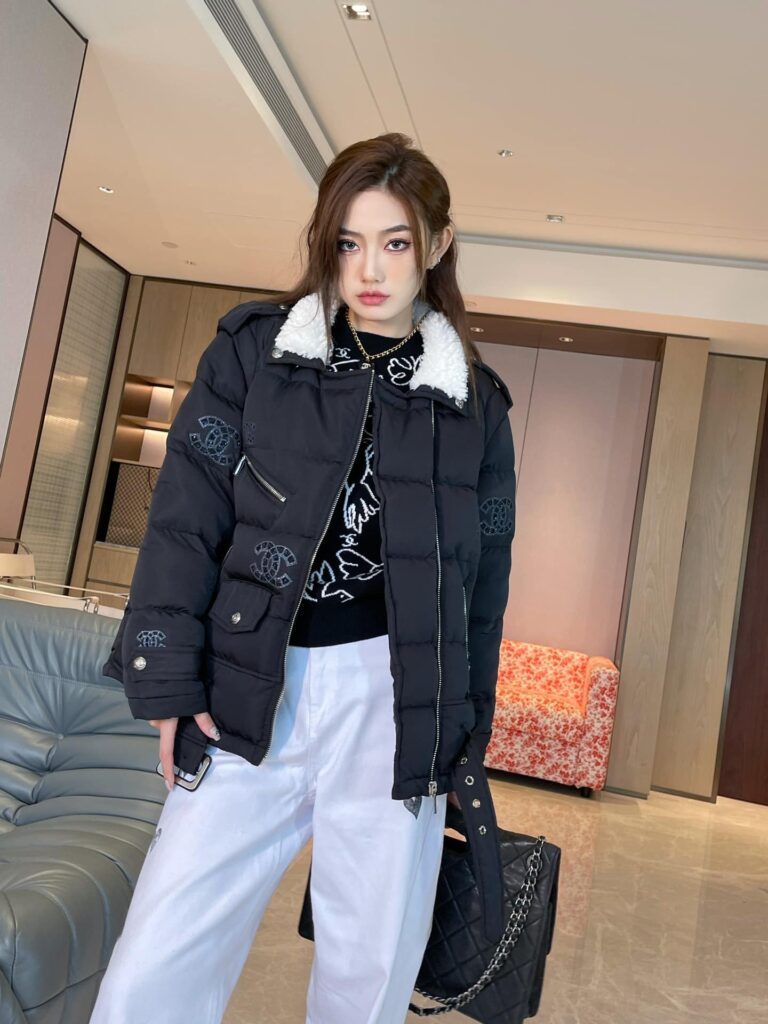 Chanel Cc Logo Printed Puffer Jacket With Fur Collar In Black - Image 7