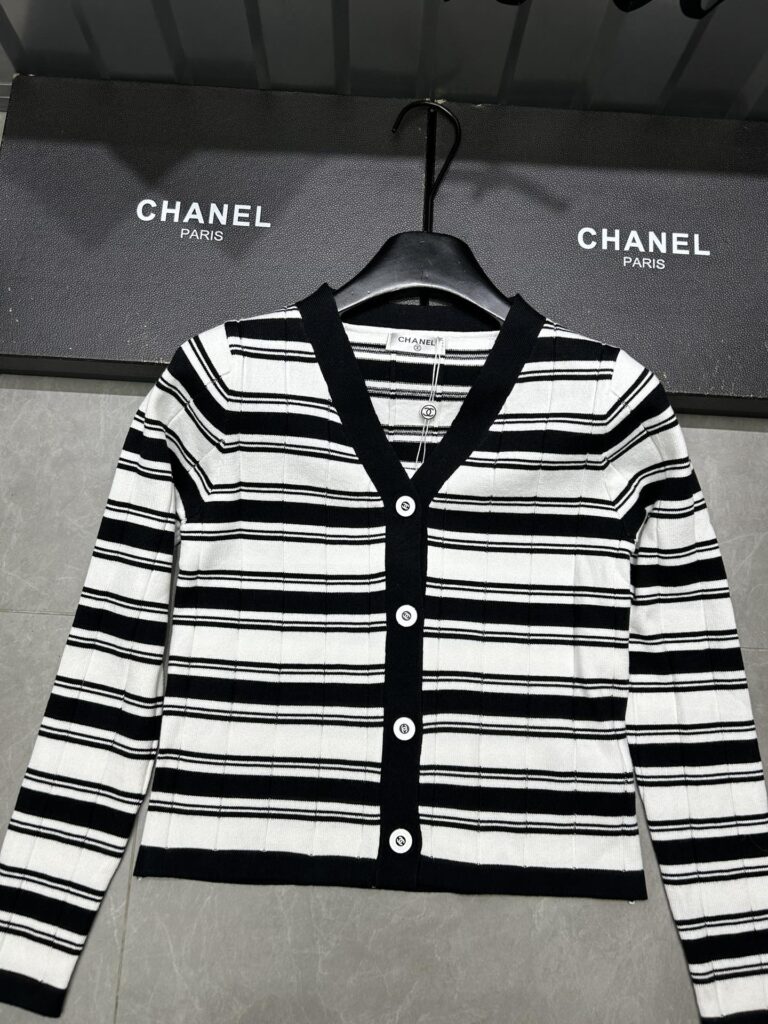 Chanel Textured Stripe Knit Cardigan Black And White - Image 2
