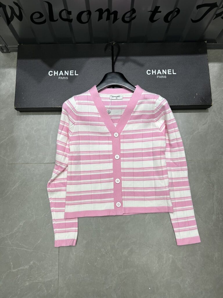 Chanel Textured Stripe Knit Cardigan White And Pink - Image 4