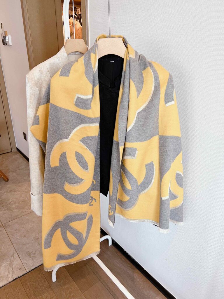 Chanel Cc Logo Scarf Yellow - Image 3
