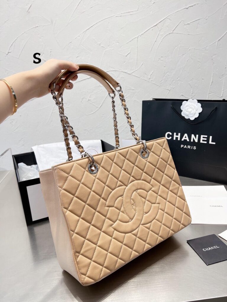 Chanel Grand Shopping Tote Bag Beige Caviar 34Cm - Image 4