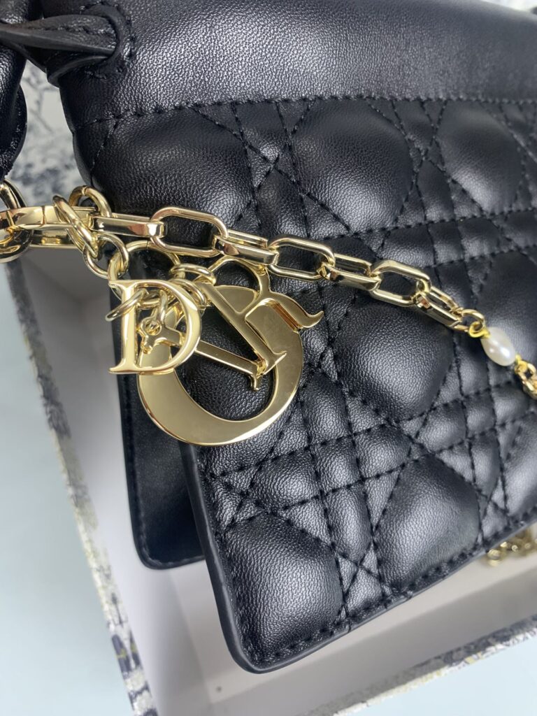 Dior Lady Dior Milly Mini Bag Black 19Cm S0981Onmjm900 - Image 4