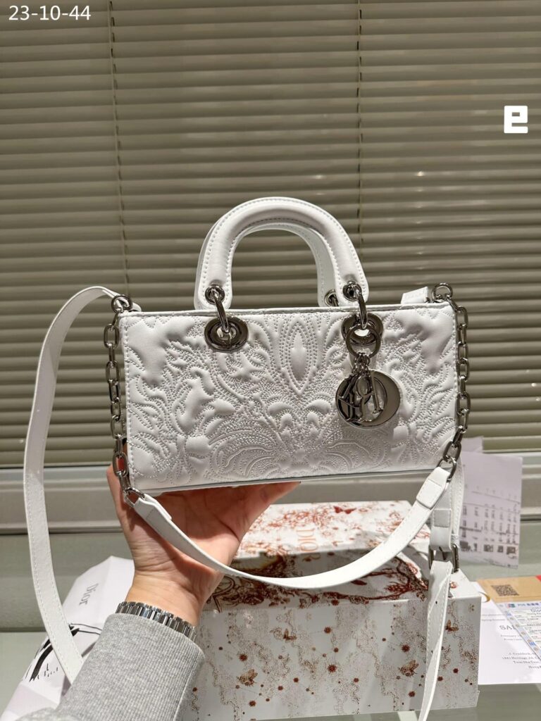 Dior Medium Lady D Joy Bag White 26Cm - Image 2