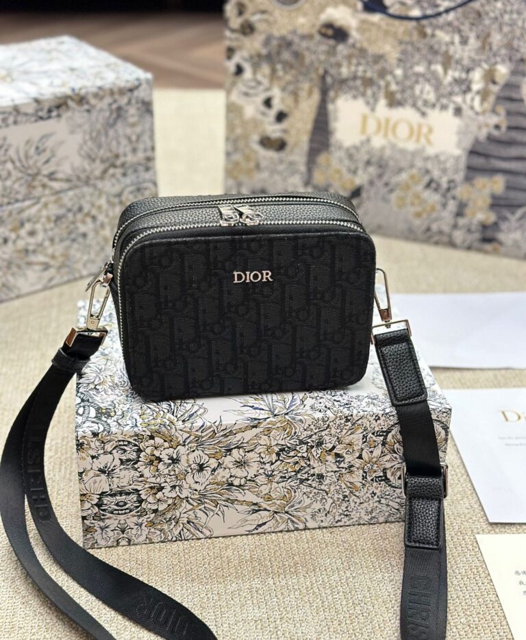 Dior Pouch With Shoulder Strap Black Oblique Jacquard 17Cm - Image 3