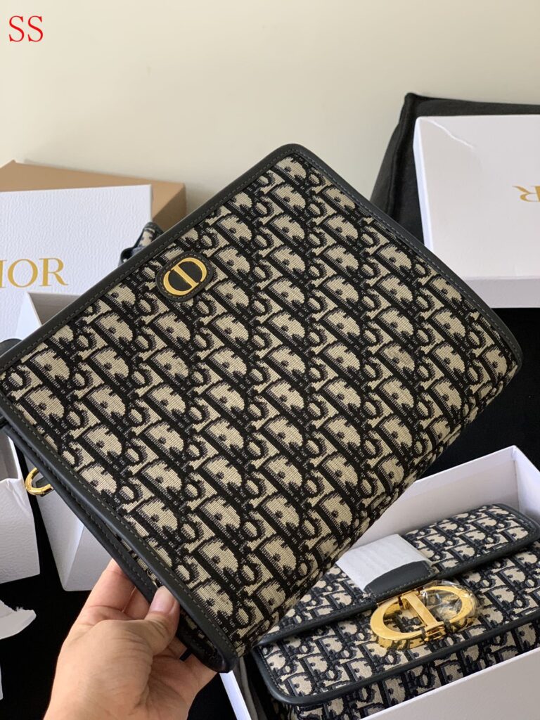 Dior Medium 30 Montaigne Pouch Blue 21Cm S2107Utzqm928 - Image 4