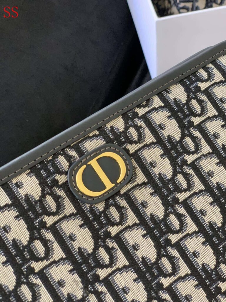 Dior Medium 30 Montaigne Pouch Blue 21Cm S2107Utzqm928 - Image 5