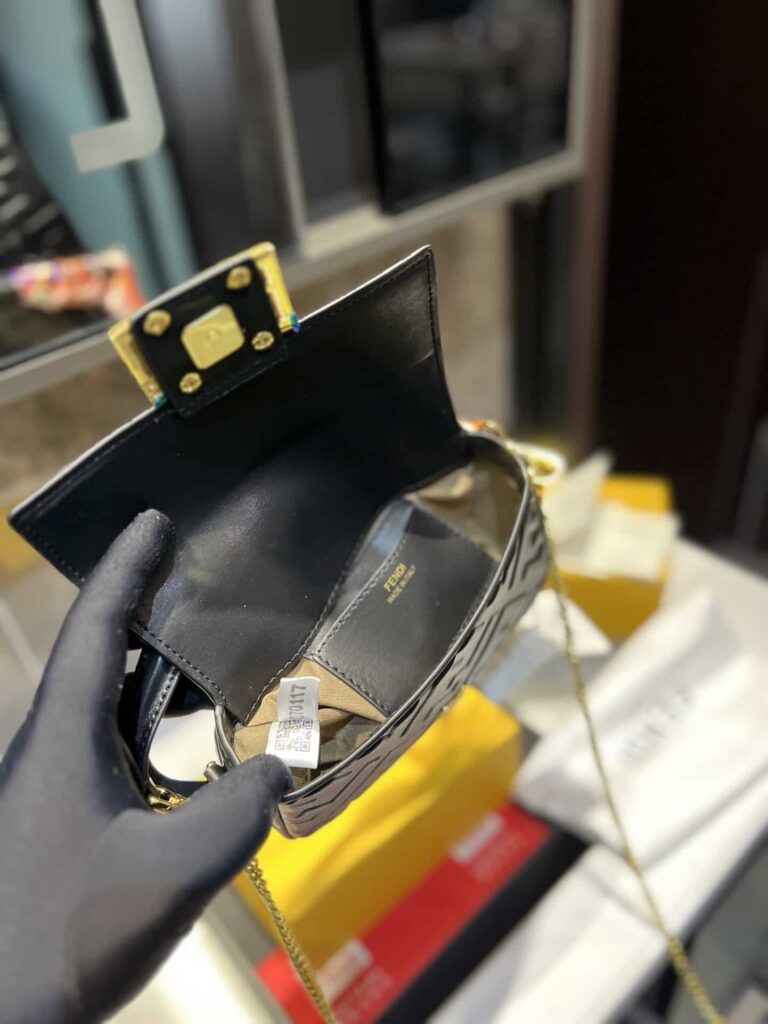 Fendi Baguette Mini Black 20Cm 8Bs017A72Vf15Zw - Image 5