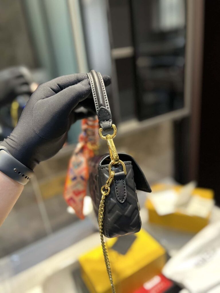 Fendi Baguette Mini Black 20Cm 8Bs017A72Vf15Zw - Image 2