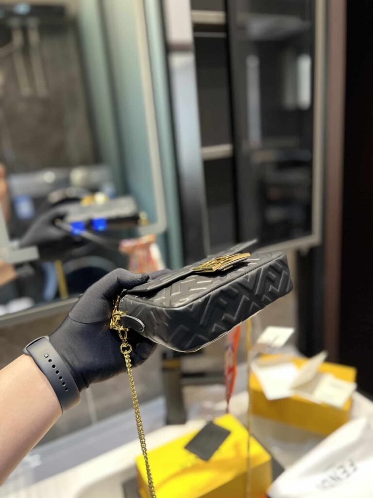 Fendi Baguette Mini Black 20Cm 8Bs017A72Vf15Zw - Image 9