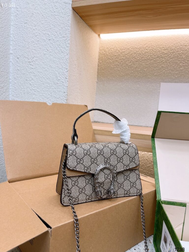 Gucci Dionysus Mini Top Handle Bag Beige 18Cm - Image 4
