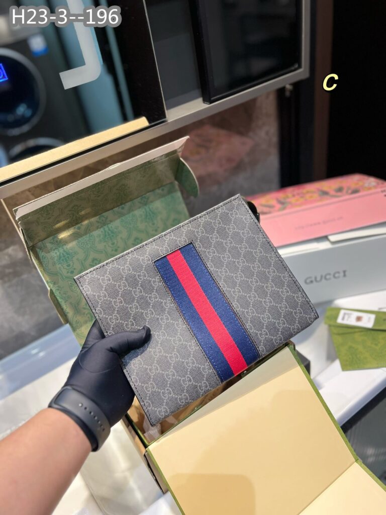 Gucci Gg Black Pouch 25Cm 475316 Khn4C 1095 - Image 2