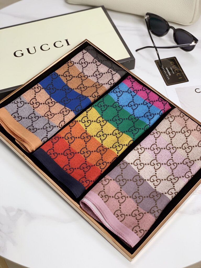 Gucci Gg Jacquard Scarf 70Cm Beige - Image 2