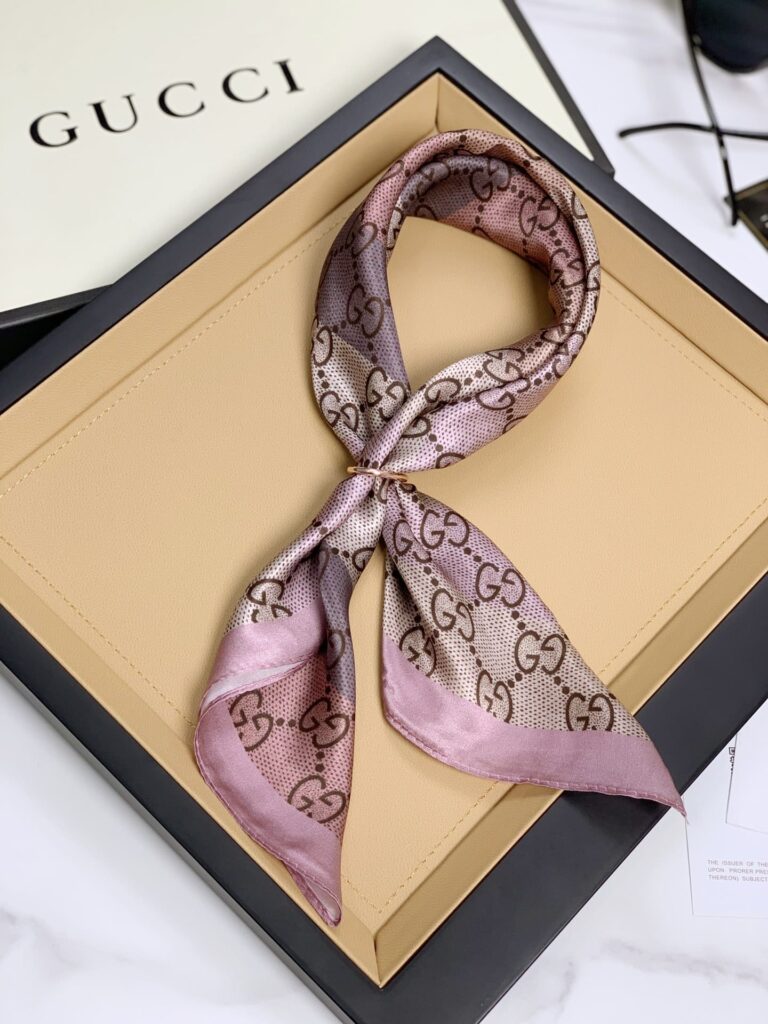 Gucci Gg Jacquard Scarf 70Cm Pink - Image 2