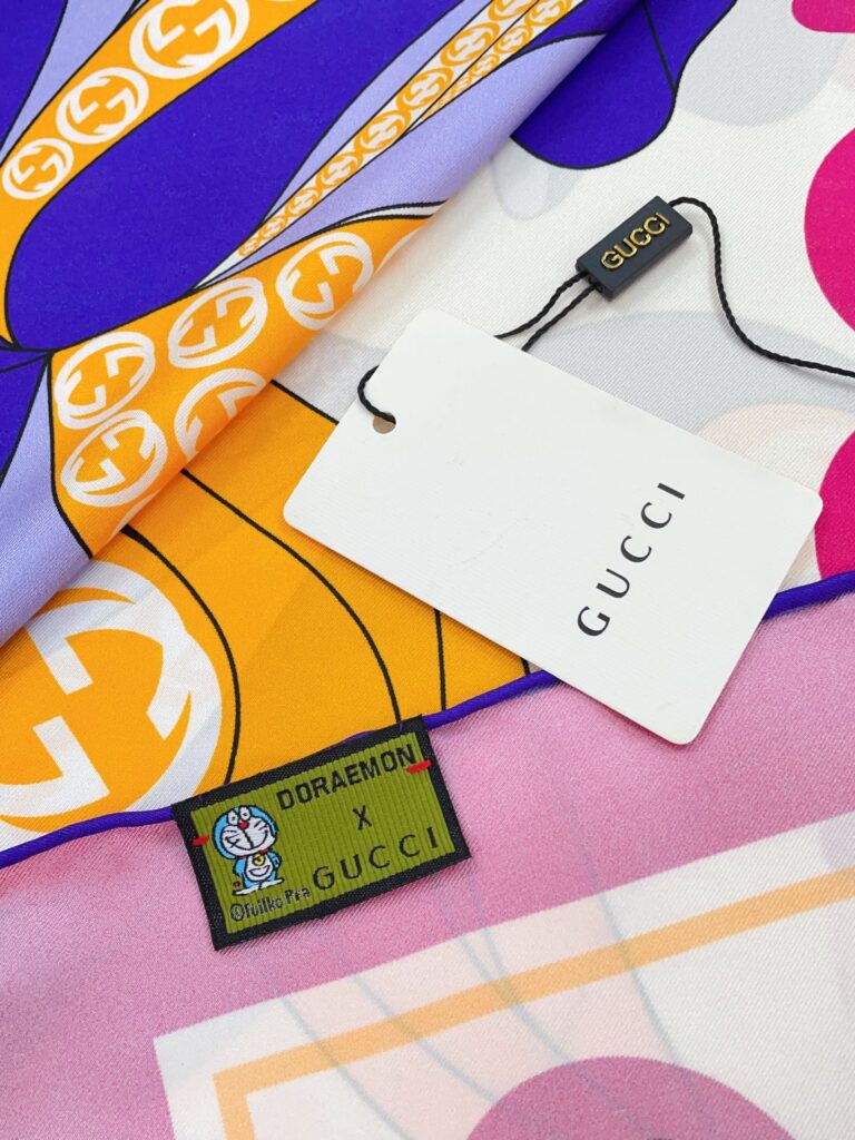 Gucci Maxi Flower Print Silk Scarf Pink - Image 5