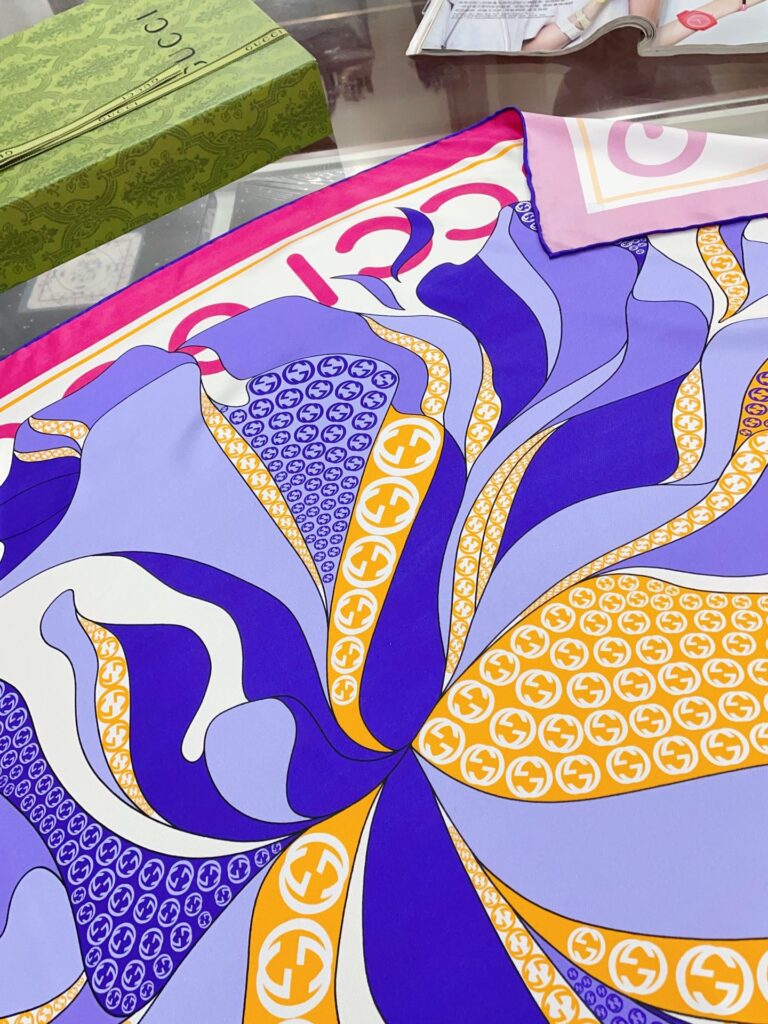 Gucci Maxi Flower Print Silk Scarf Pink - Image 3