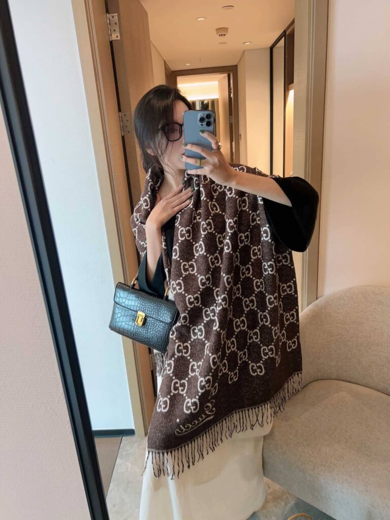 Gucci Gg Jacquard Wool Scarf Brown - Image 3