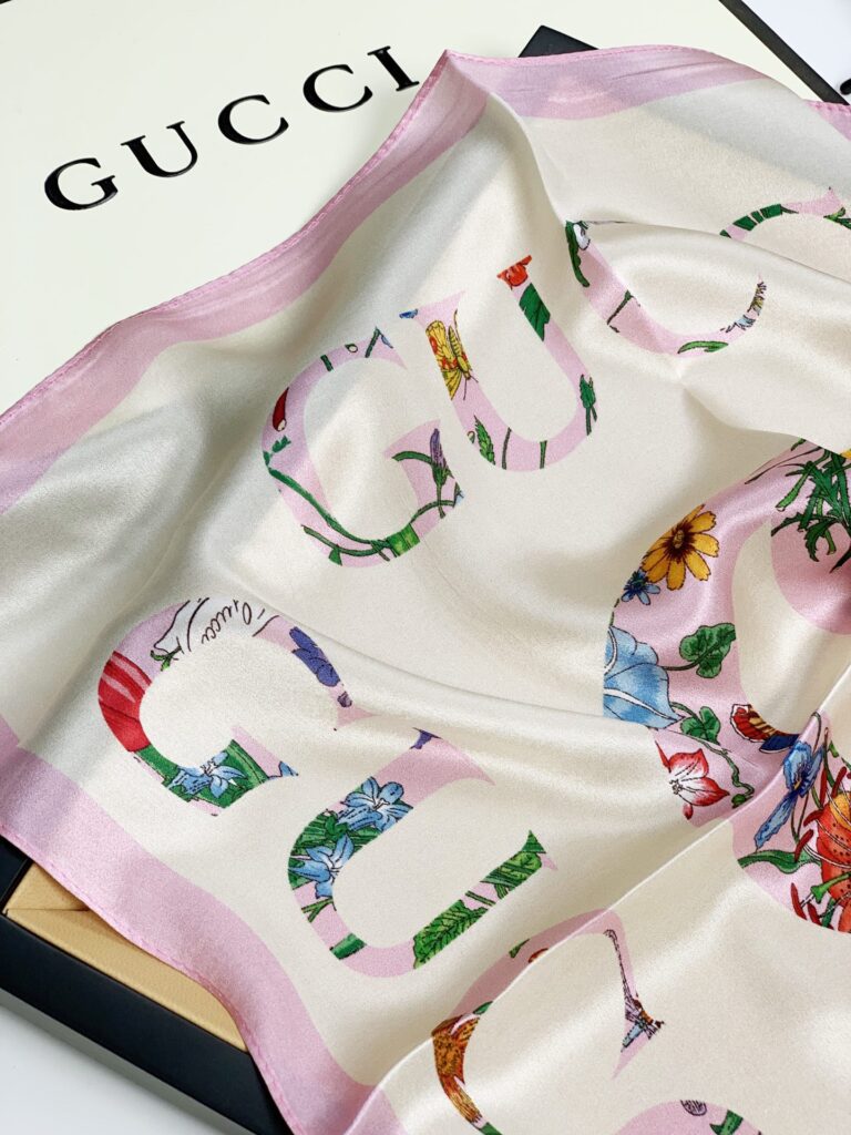 Gucci Flora Gucci Vintage Logo Print Scarf 70Cm - Image 6